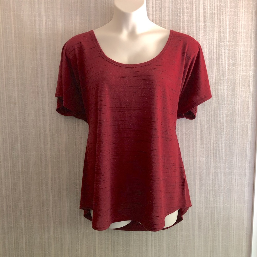 Maurice’s Heathered Tee